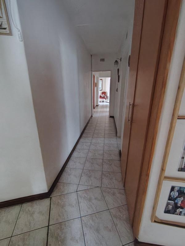 5 Bedroom Property for Sale in Sasolburg Ext 4 Free State